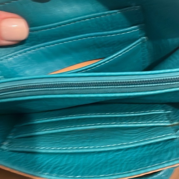 Convertible Crossbody Wristlet Clutch NWOT - Picture 10 of 10